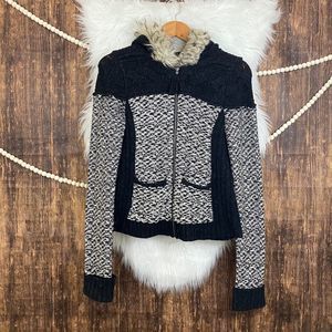 NWT Sleeping on Snow | Black & Cream Knit Hoodie M